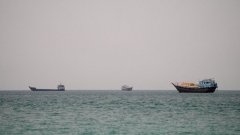 自由通行掰了？伊朗放话管定荷莫兹海峡 警告阿曼勿扯他国插手