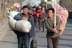 谁逼着唐山农民工刘全自制炸弹讨薪？