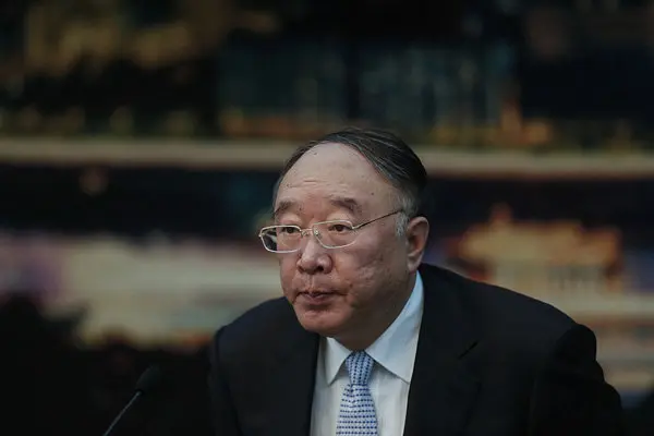 李燕铭:黄奇帆案牵连谁?与逾十国级高官曾共事